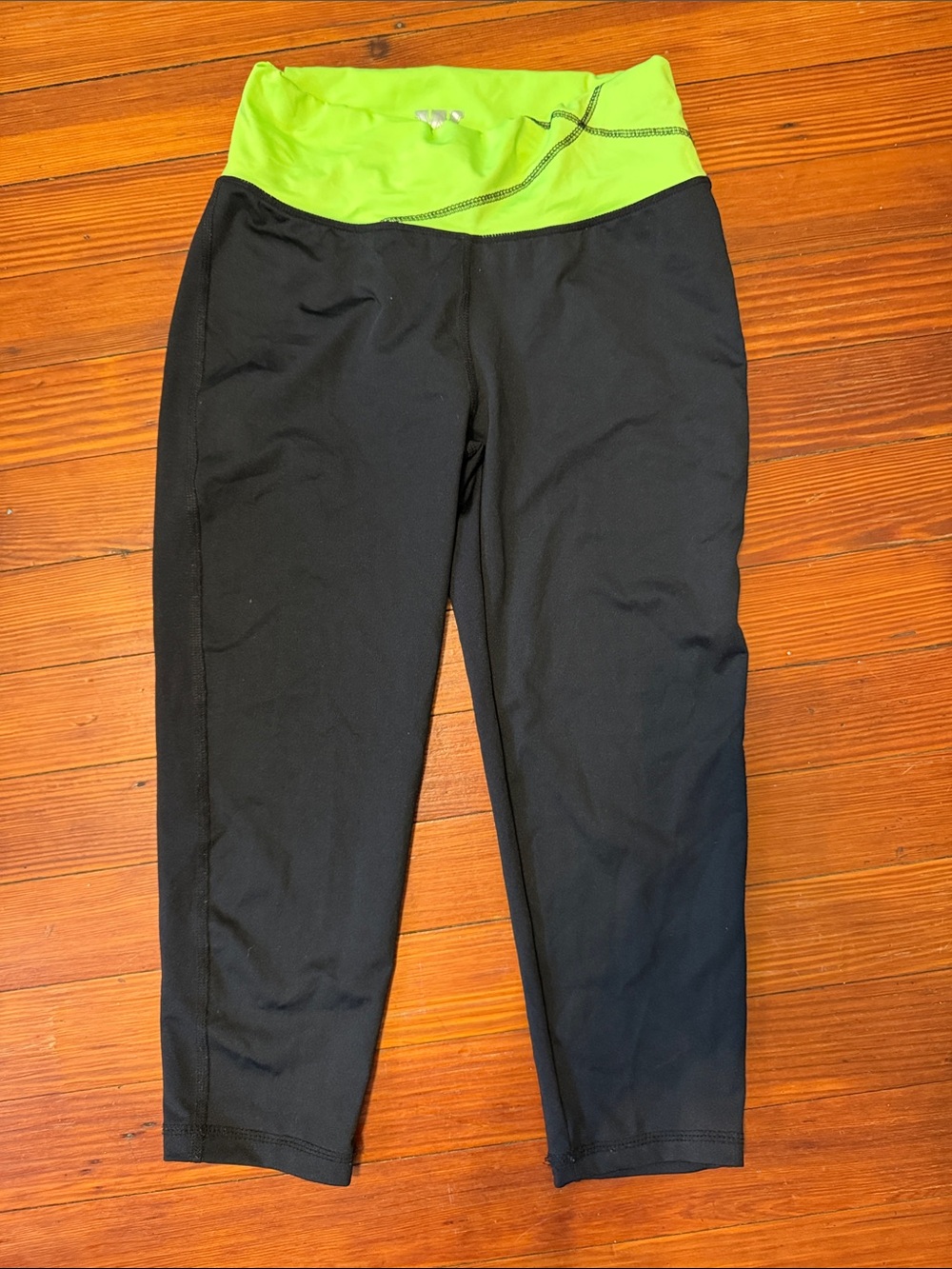 Women’s Black Capri Leggings with Neon Green Waistband medium